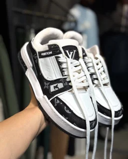 کتونی LV مشکی